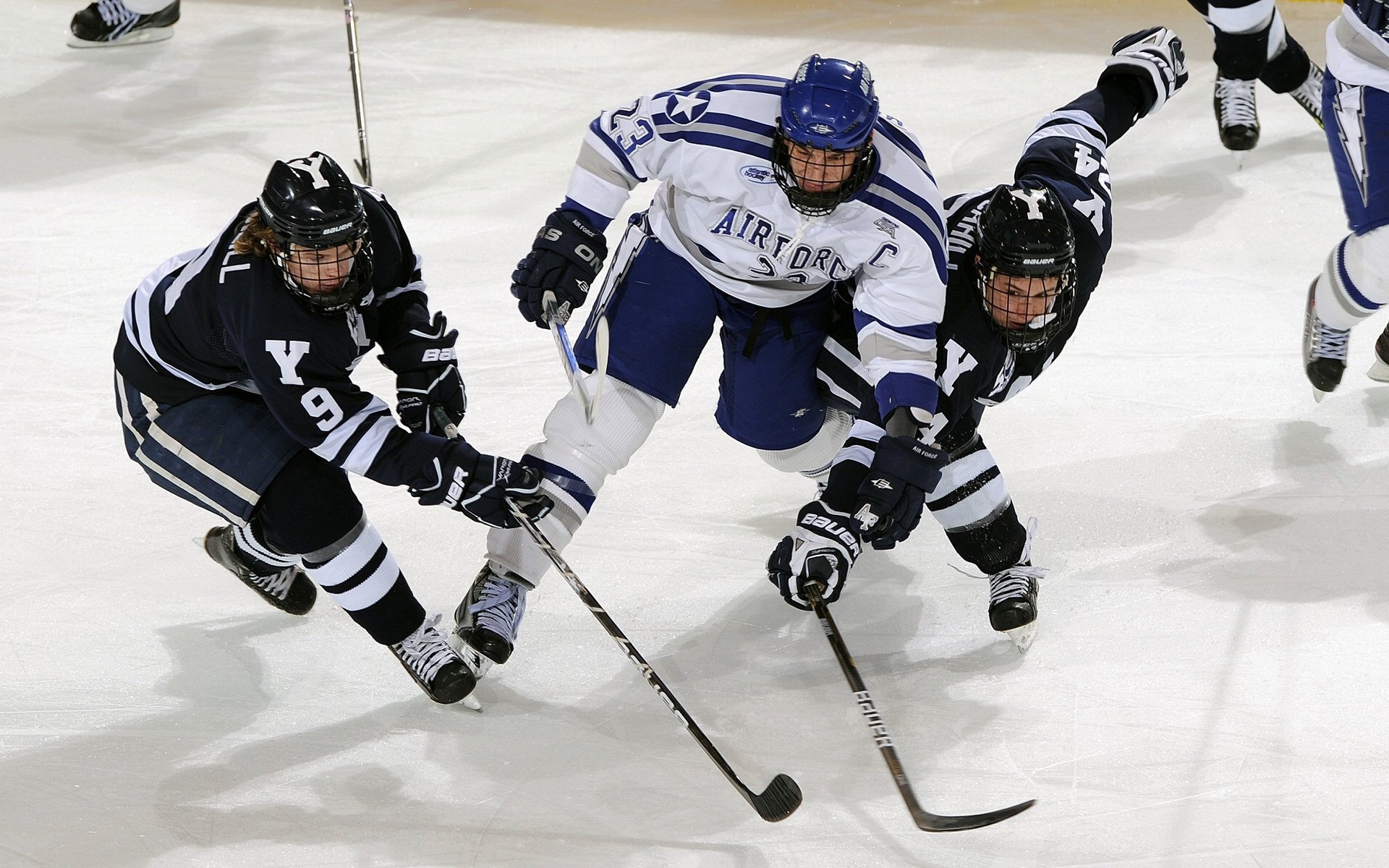 亚足联推动裁判专业化，提升执法水平，足球裁判执法心得体会