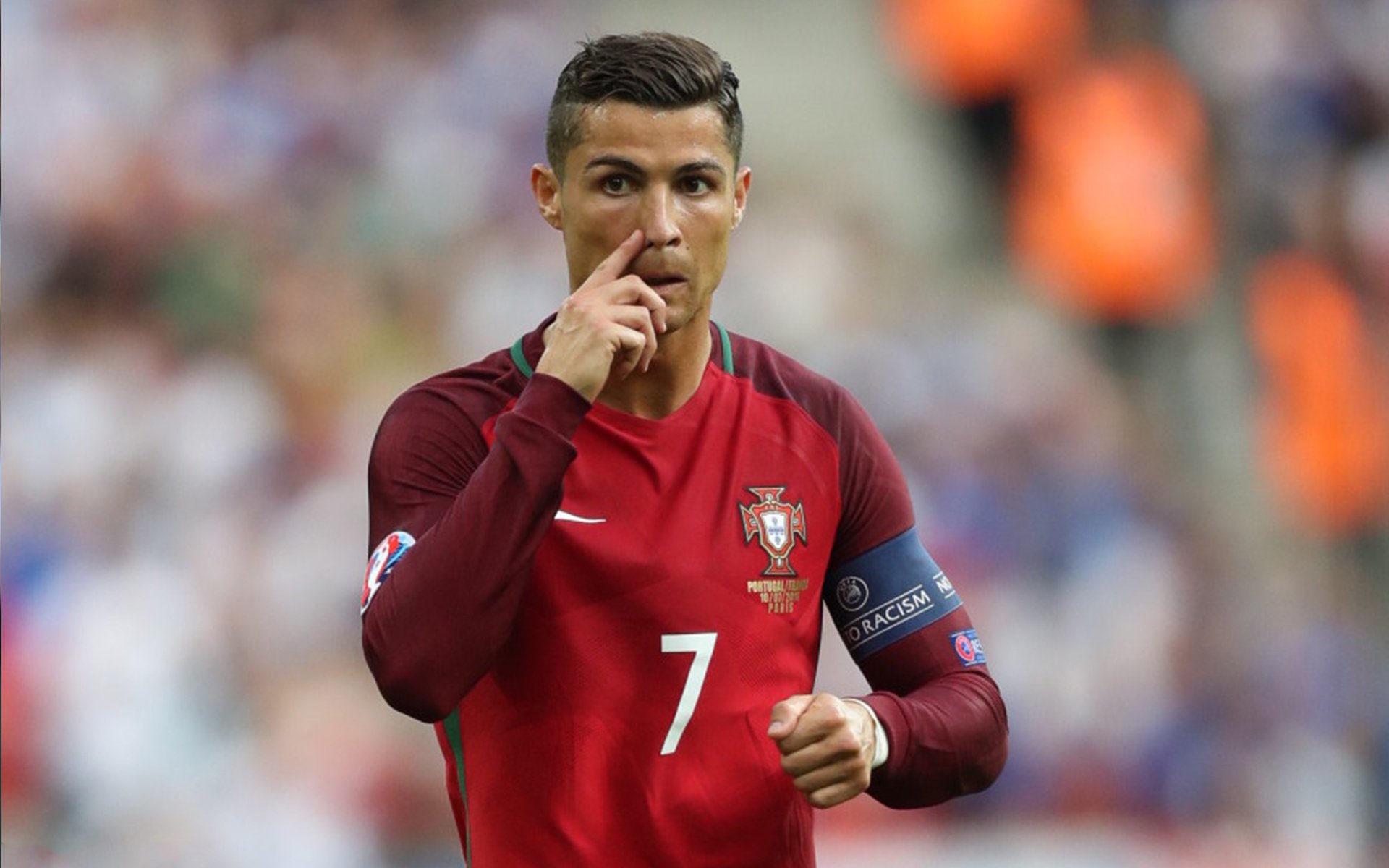 7400万巨资恐打水漂？曼联新射手陷魔咒，更衣室矛盾一触即发，曼联队史射手榜