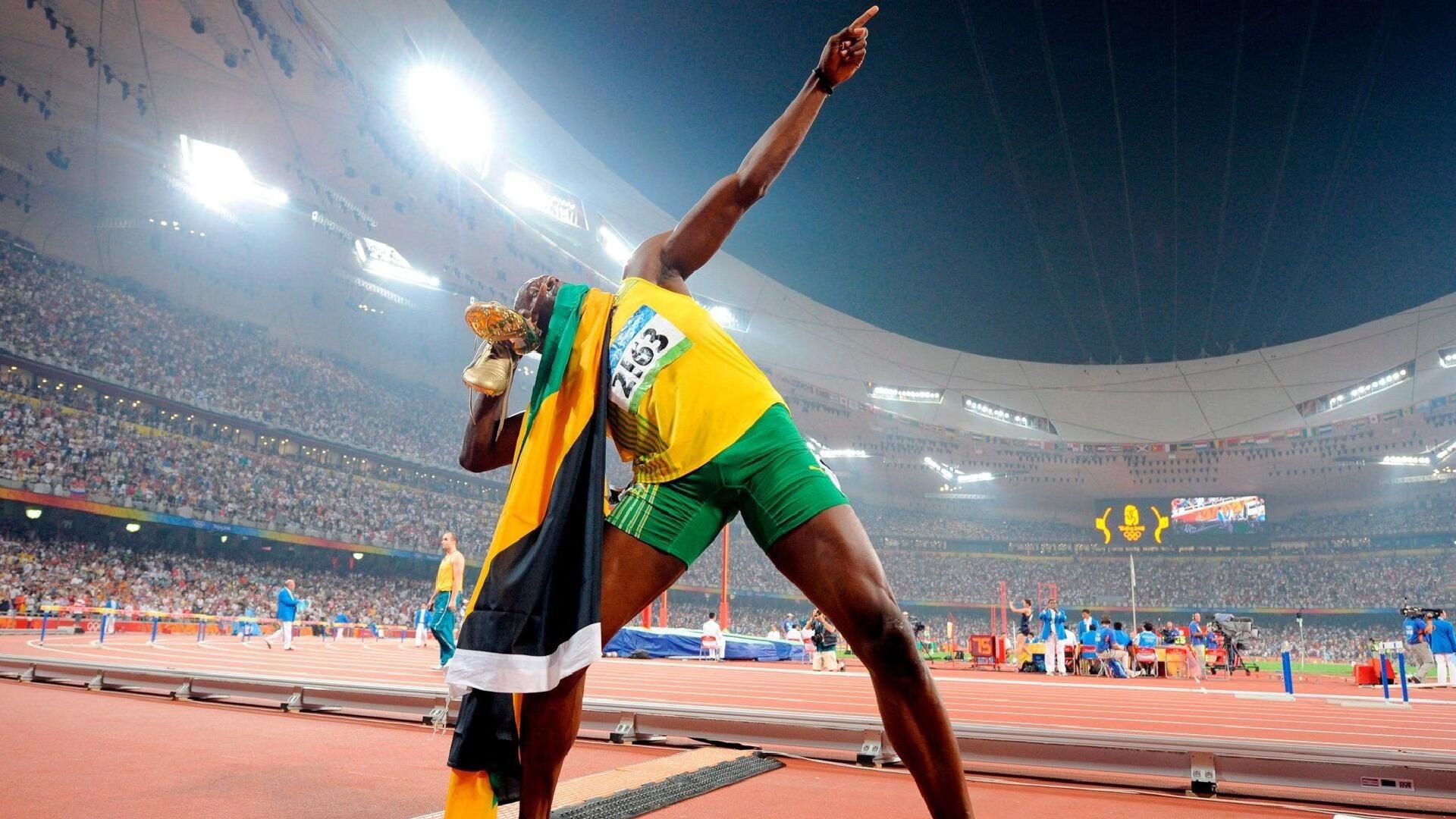 自由泳长距离波兰耐力出众,自由泳速度一般多少